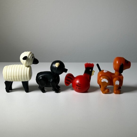 Vintage 80s Fisher Price Little People Play Family Farm #915 Replacements - Picture 16 of 16